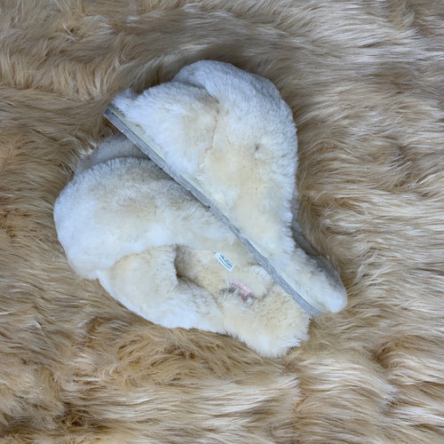 Light Beige Criss Cross Slippers